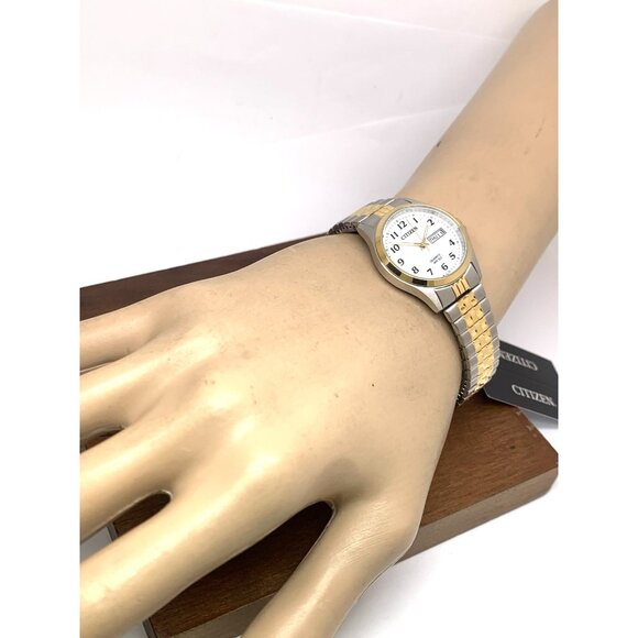 Citizen Women's Watch EQ2004-95A Quartz White Dial Two Tone Stainless Steel 26mm - Picture 4 of 14